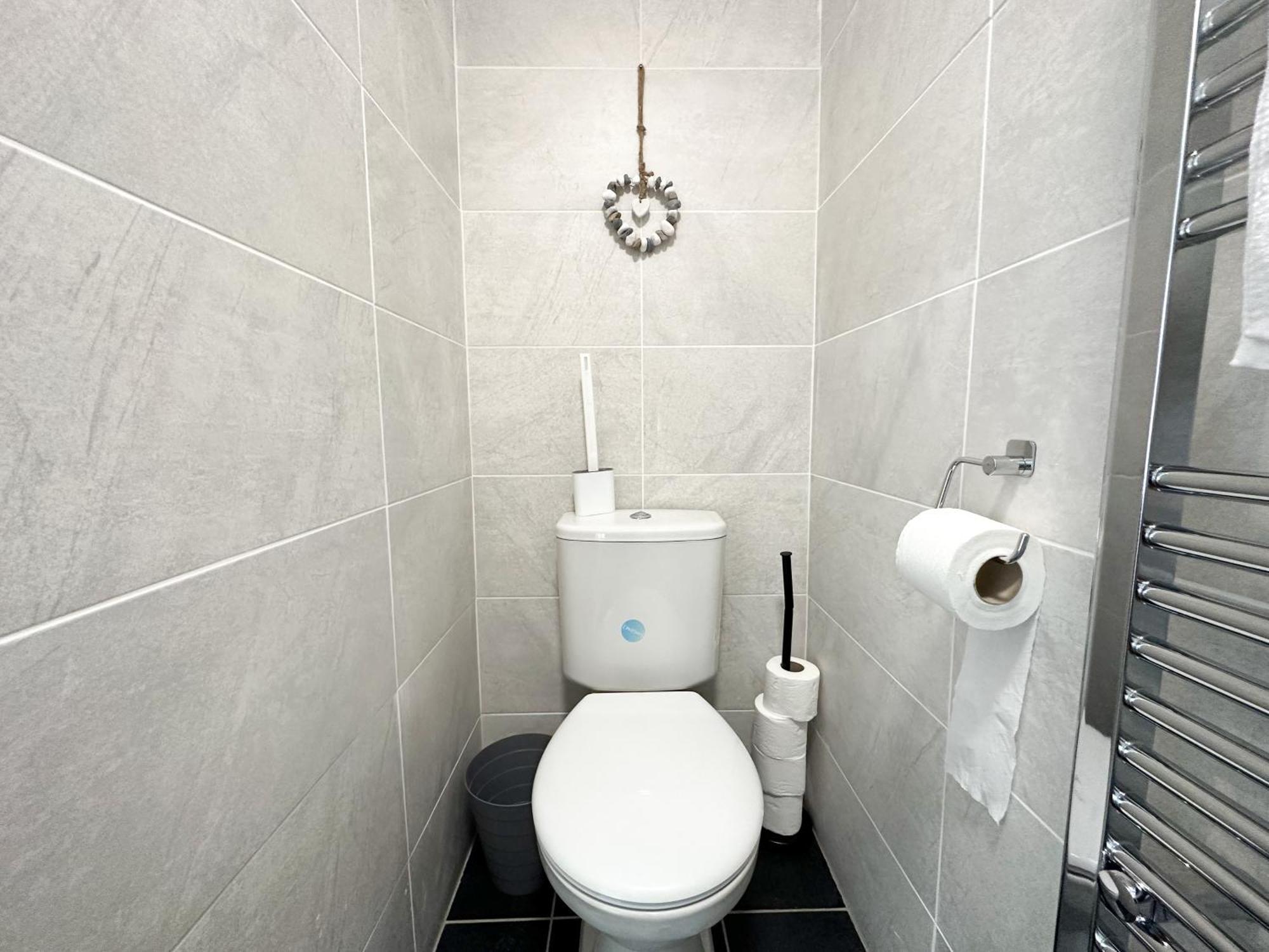 Vicar Road Apartment *