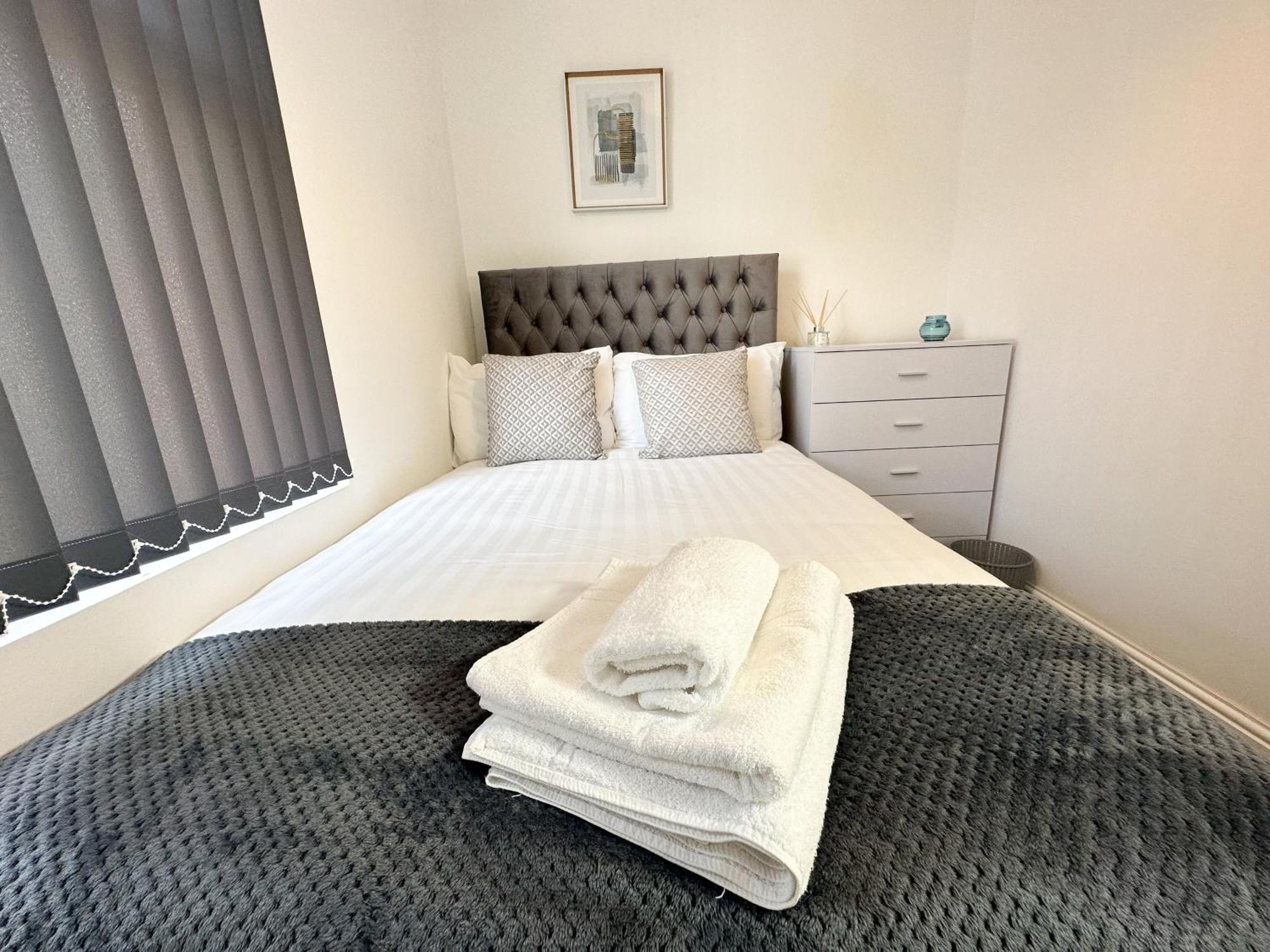 Apartment Vicar Road *